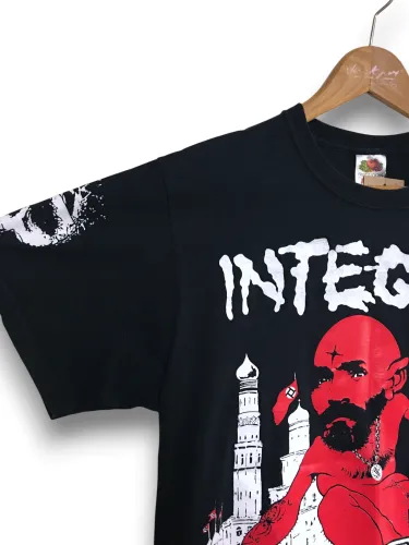 Vintage T-shirt Integrity Mirror in Reverse Y2K